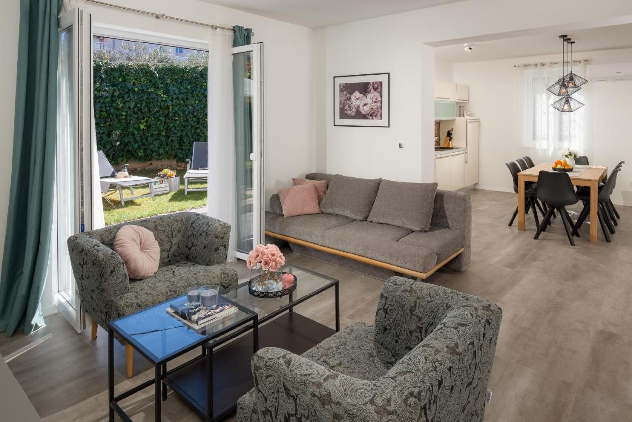 טרוגיר Villa Roko- The Spacious Luxury מראה חיצוני תמונה